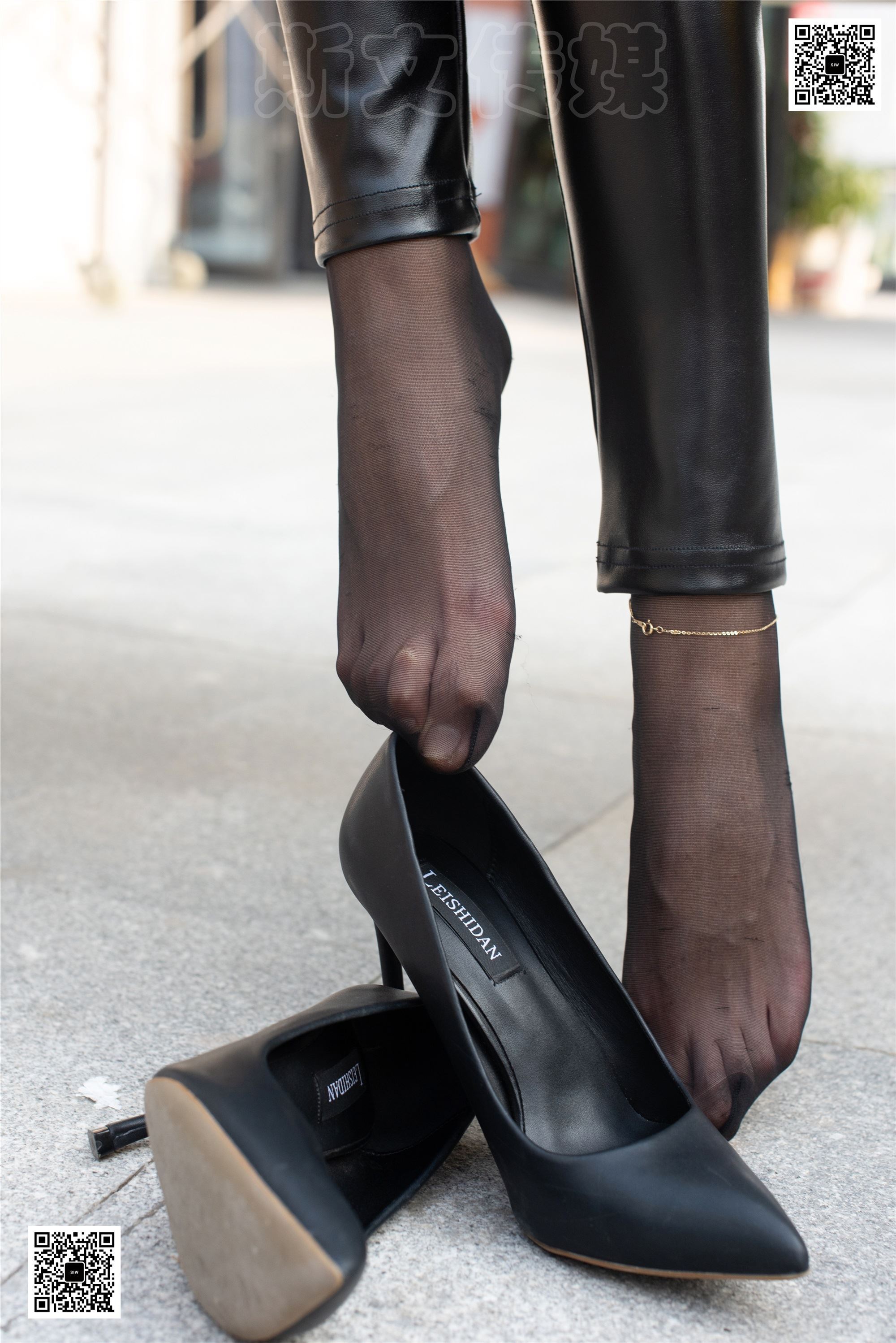 SIW斯文传媒 054 2019秋冬时尚性感紧身保暖加绒皮裤 - 蓉儿